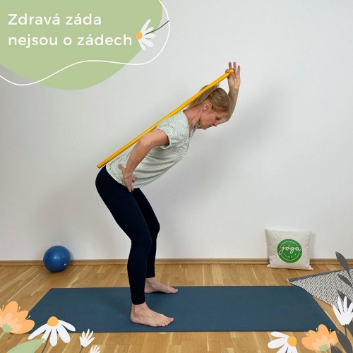 Žena v pozici Hip hinge s hůlkou